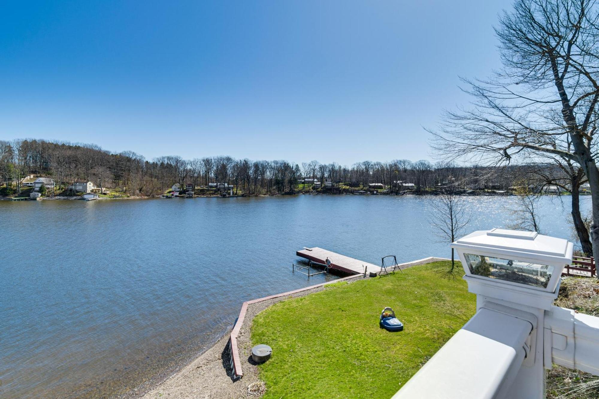 Waterfront Wolcott Vacation Rental With Deck And Views Екстериор снимка