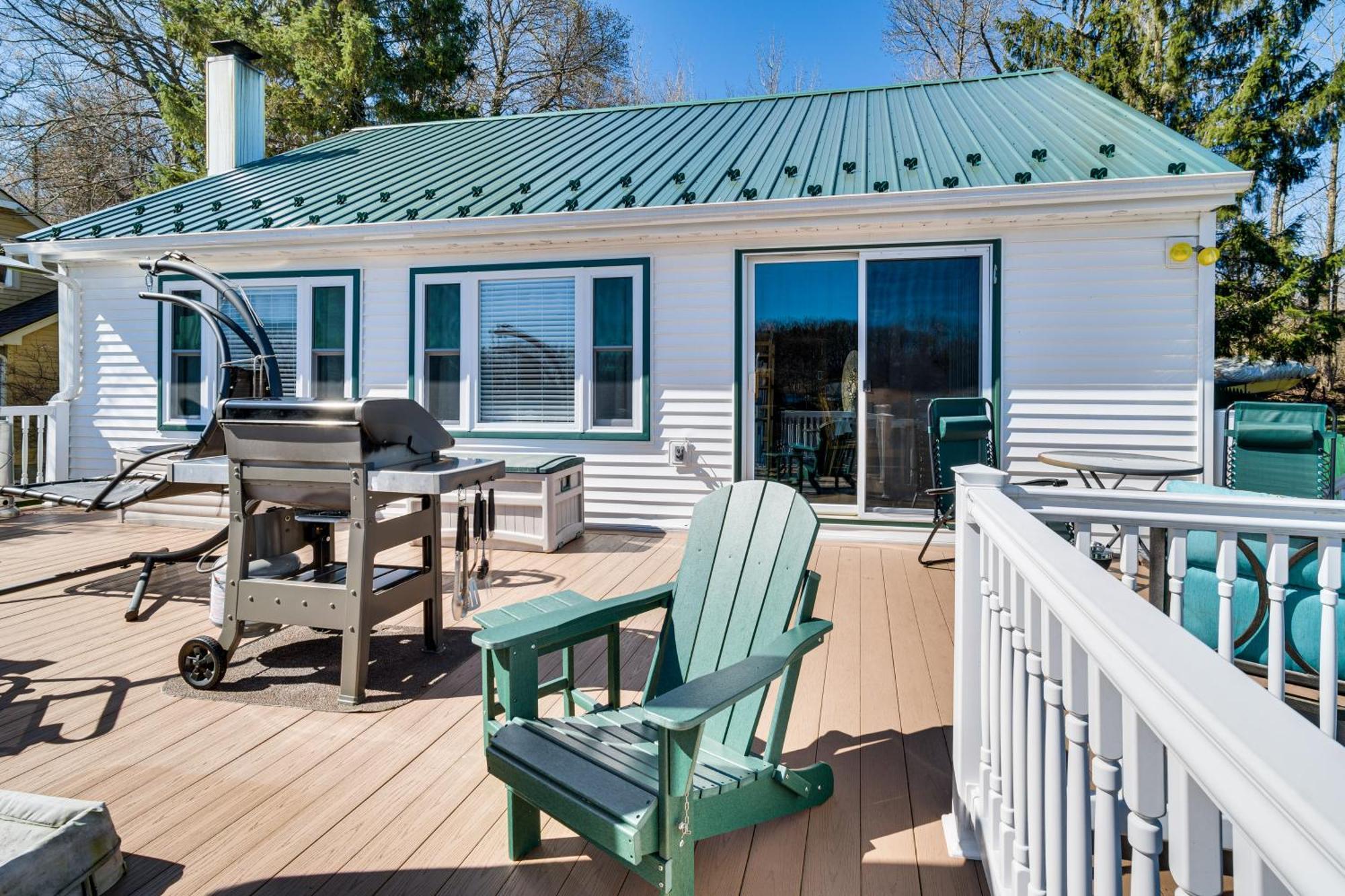 Waterfront Wolcott Vacation Rental With Deck And Views Екстериор снимка