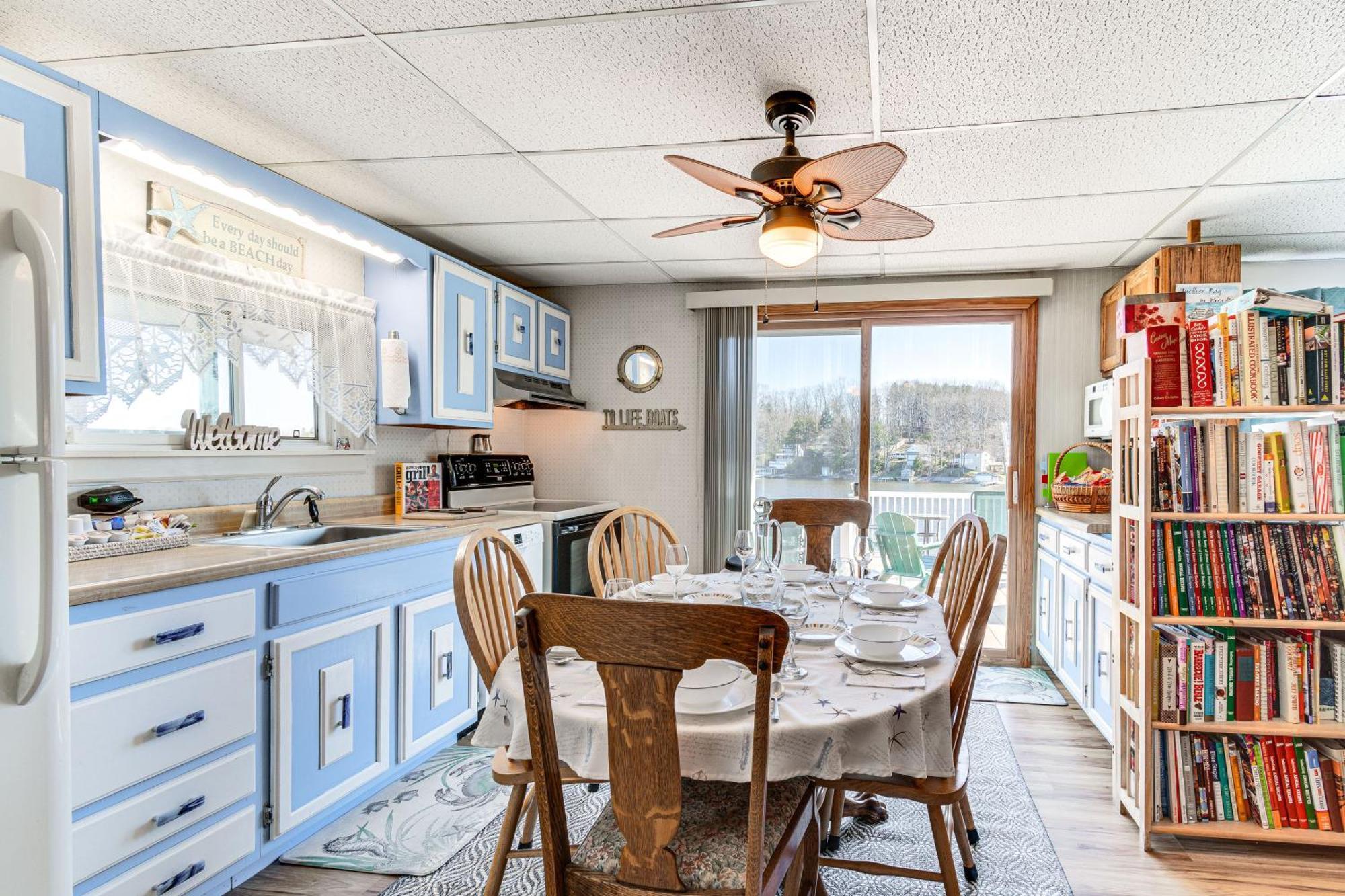 Waterfront Wolcott Vacation Rental With Deck And Views Екстериор снимка